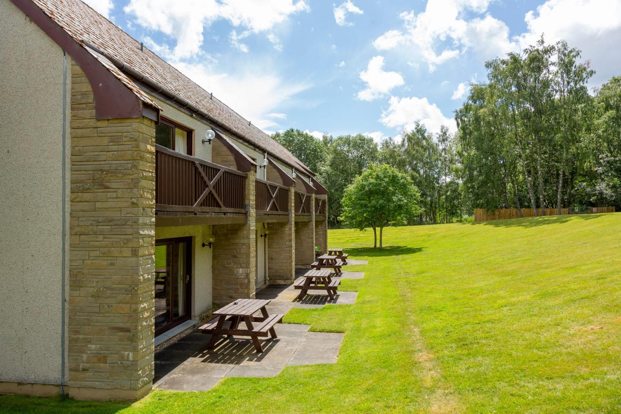 Scandinavian Village Ltd Aviemore Dış mekan fotoğraf